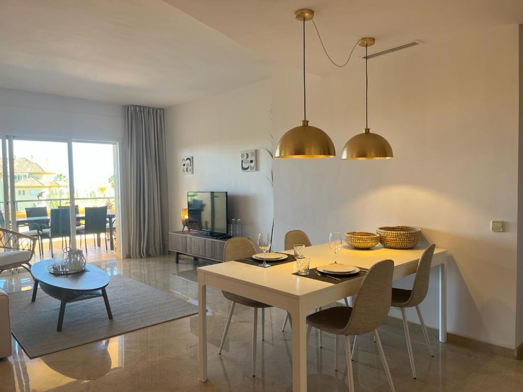 Appartamento New Refurnished Elviria Hills *