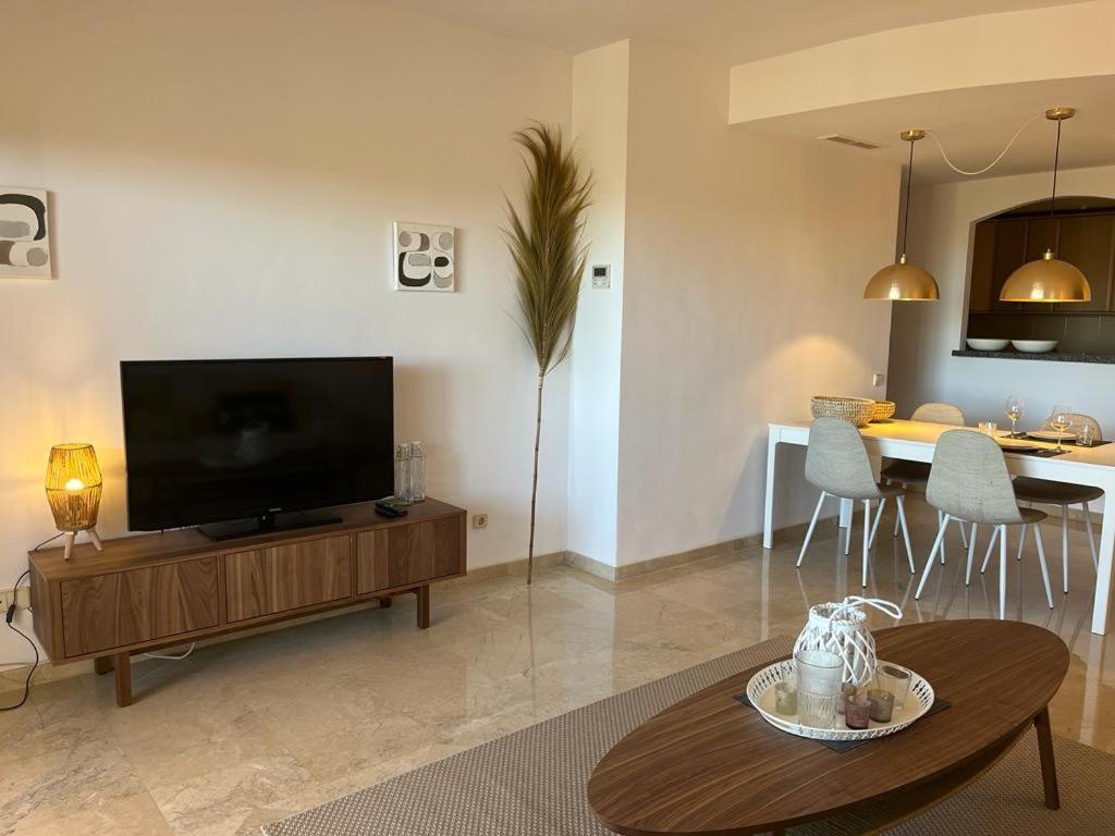 Appartamento New Refurnished Elviria Hills Marbella