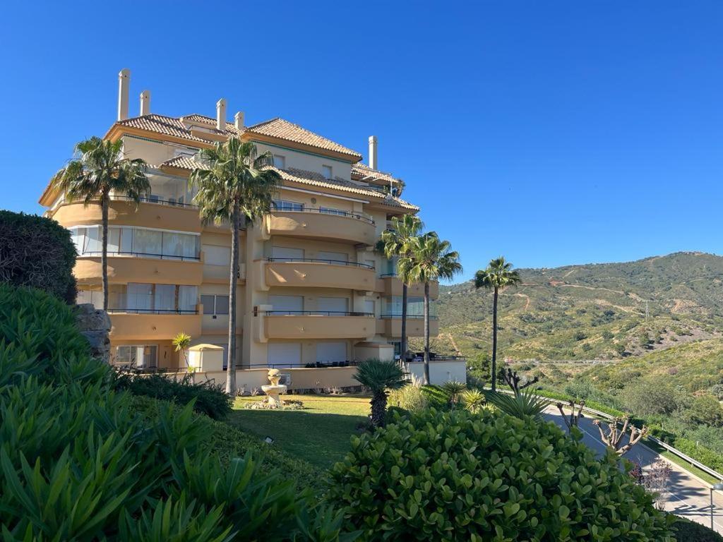 Appartamento New Refurnished Elviria Hills *